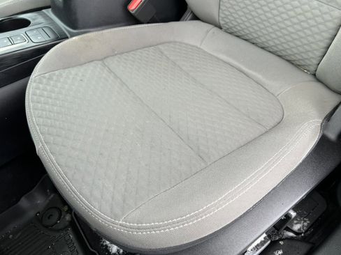 Certified 2022 Ford Escape SE w/ SE Sport Appearance Package image 8