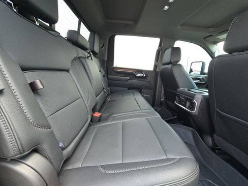 Used 2024 GMC Sierra 2500 Denali w/ Denali Reserve Package AWD/4WD image 14