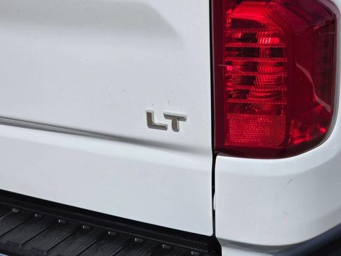 Used 2023 Chevrolet Silverado 1500 LT AWD/4WD image 8