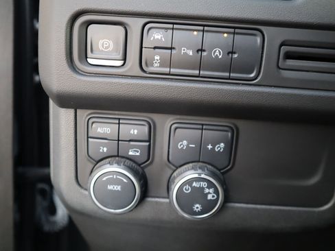 Used 2023 Chevrolet Tahoe LT image 49