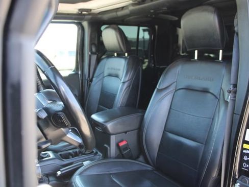 Used 2020 Jeep Gladiator Overland w/ Popular Equipment Package AWD/4WD image 37