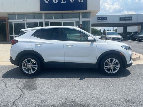 Used 2022 Buick Encore GX Preferred FWD image 3