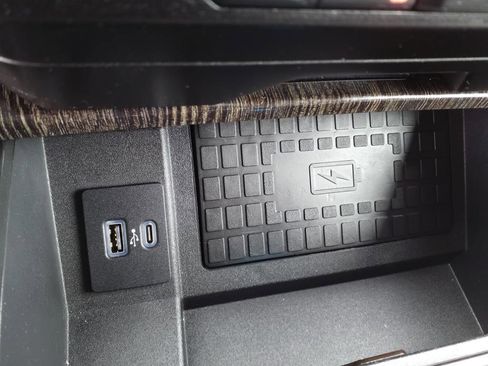 Used 2021 Ford F350 Lariat w/ Tremor Off-Road Package image 15