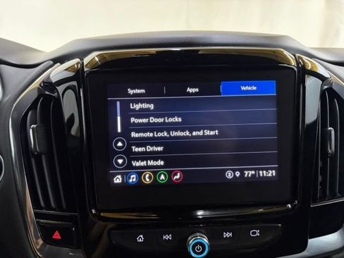 Used 2023 Chevrolet Traverse RS AWD/4WD image 82