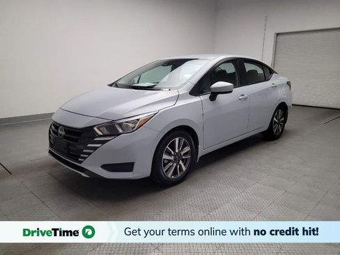 Used 2024 Nissan Versa SV w/ Trunk Package FWD image 1