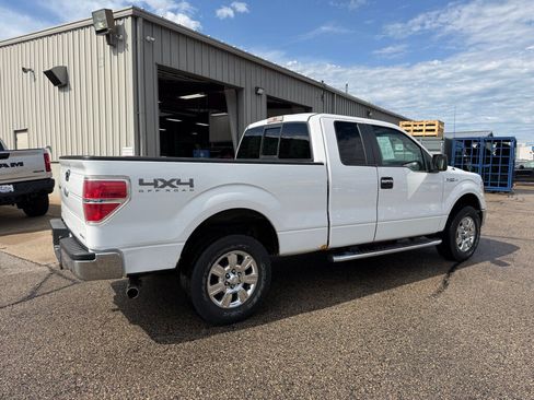 Used 2011 Ford F150 XLT w/ XLT Chrome Pkg AWD/4WD image 4
