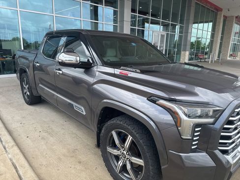 Used 2022 Toyota Tundra Capstone AWD/4WD image 28