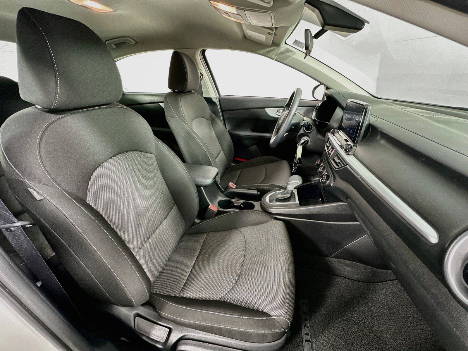 Used 2024 Kia Forte LX FWD image 25