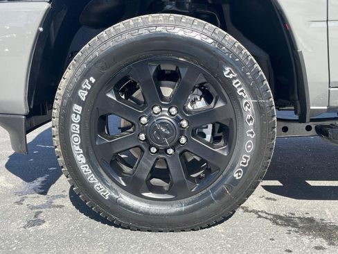 New 2026 RAM 2500 Laramie AWD/4WD image 10