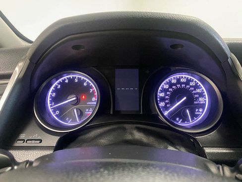 Used 2021 Toyota Camry SE image 24