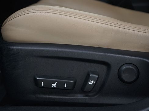 Used 2018 Lexus IS 300 300 w/ Comfort Package image 20