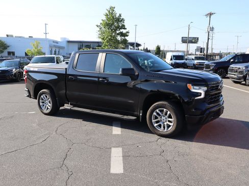 Used 2024 Chevrolet Silverado 1500 RST w/ Convenience Package II AWD/4WD image 13