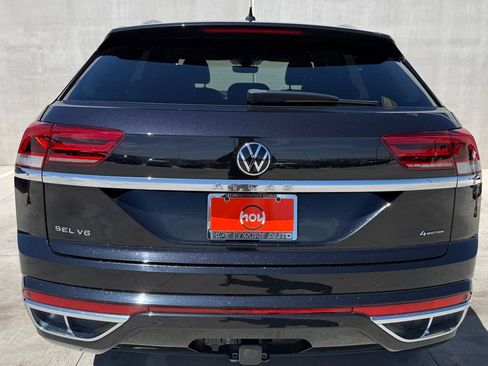 Used 2023 Volkswagen Atlas Cross Sport SEL Premium R-Line AWD/4WD image 4