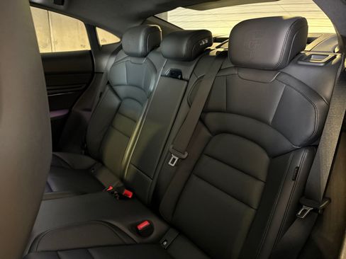 Certified 2024 Porsche Taycan 4S w/ Premium Package AWD/4WD image 33