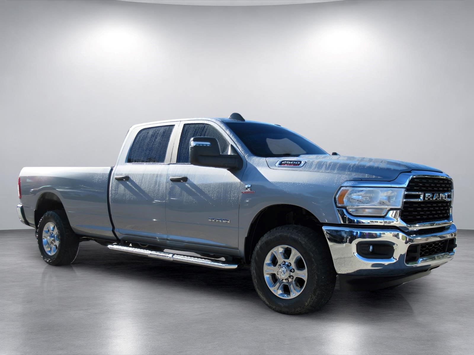 Used 2024 RAM 2500 Big Horn AWD/4WD image 1