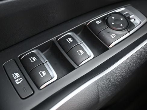 Used 2022 Kia Sorento S w/ Panoramic Sunroof Package image 41