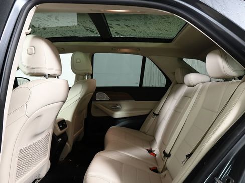Used 2023 Mercedes-Benz GLE 350 4MATIC image 7