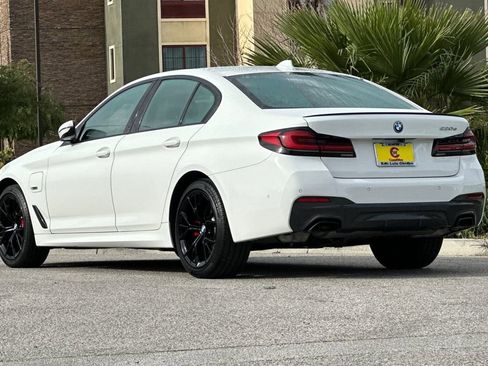 Used 2023 BMW 530e w/ M Sport Package image 5