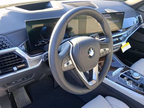 Used 2026 BMW X5 xDrive40i w/ Executive Package AWD/4WD image 4