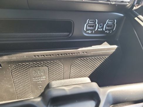 Used 2022 RAM 3500 Limited AWD/4WD image 25