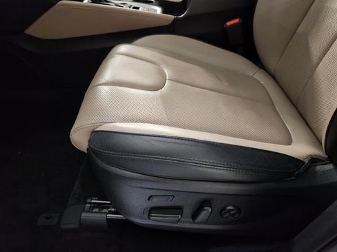 Used 2020 Hyundai Santa Fe Limited FWD image 25
