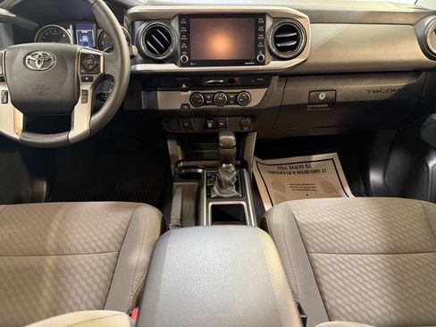 Used 2022 Toyota Tacoma SR5 image 21