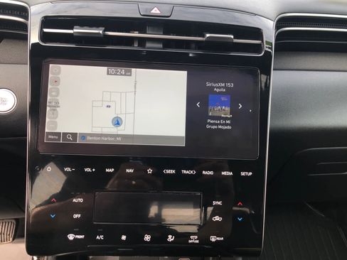 Certified 2024 Hyundai Santa Cruz Limited image 13