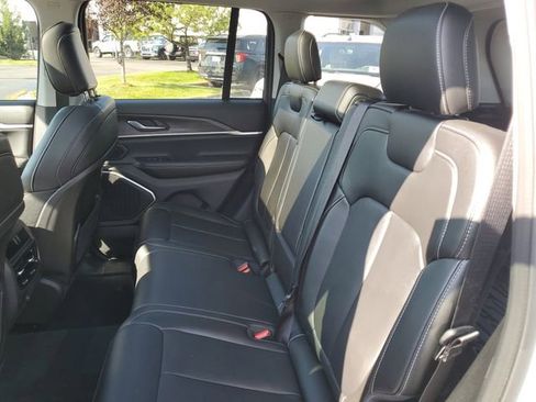 Used 2022 Jeep Grand Cherokee Limited 4xe AWD/4WD image 30