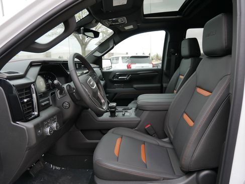New 2026 GMC Sierra 1500 AT4 AWD/4WD image 6