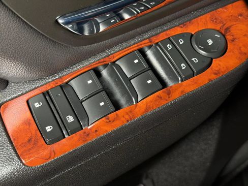 Used 2012 Chevrolet Avalanche LS w/ All-Star Edition RWD image 20
