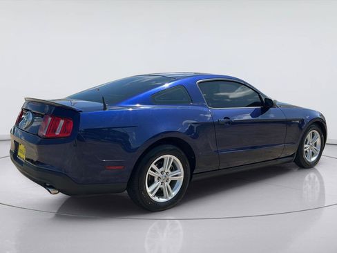 Used 2011 Ford Mustang Coupe w/ 101A Rapid Spec Order Code RWD image 4