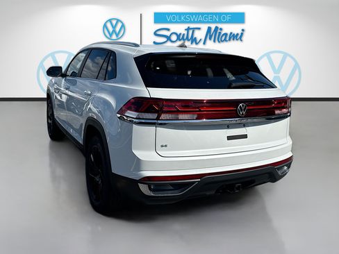 Used 2026 Volkswagen Atlas Cross Sport SE FWD image 5