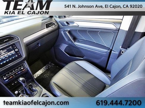 Used 2023 Volkswagen Tiguan SE image 22