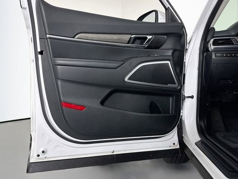 Used 2022 Kia Telluride EX w/ EX Premium Package image 21