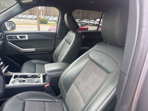 Used 2022 Ford Explorer Timberline image 12