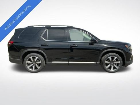 Certified 2023 Honda Pilot Elite image 2