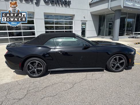 Used 2024 Ford Mustang Premium RWD image 4