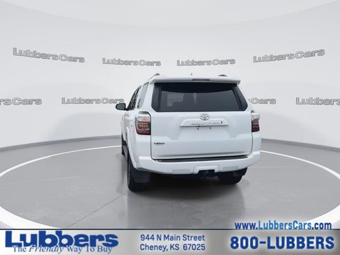 Used 2024 Toyota 4Runner SR5 Premium image 7