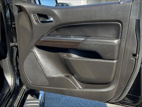 Used 2016 GMC Canyon SLE w/ SLE Convenience Package image 20