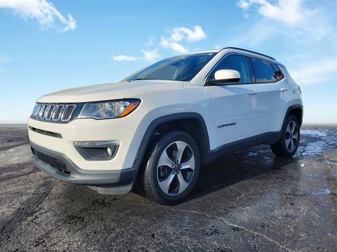 Used 2018 Jeep Compass Latitude w/ Popular Equipment Group image 2