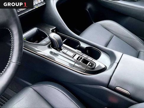 Certified 2025 Toyota Crown Signia w/ Advanced Technology Package AWD/4WD image 17