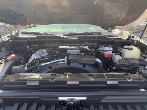 Used 2023 Chevrolet Silverado 2500 LTZ w/ LTZ Convenience Package image 30