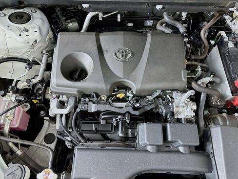 Used 2025 Toyota RAV4 LE image 29