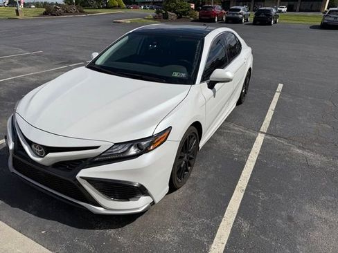 Used 2023 Toyota Camry XSE w/ Cold Weather Package FWD image 4