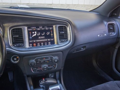 Used 2021 Dodge Charger R/T w/ Daytona Edition Group RWD image 28