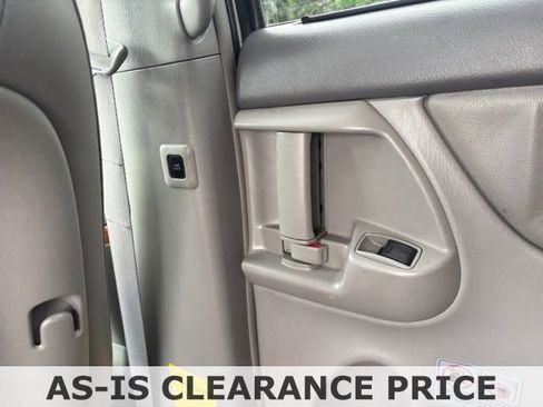 Used 2009 Toyota Sienna XLE Limited FWD image 17