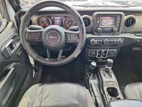 Used 2018 Jeep Wrangler Unlimited Sport S AWD/4WD image 9