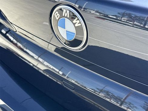 Used 2023 BMW 740i w/ Parking Assistance Package image 30
