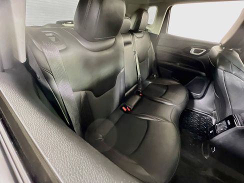 Used 2022 Jeep Compass Trailhawk w/ Sun and Sound Group AWD/4WD image 25