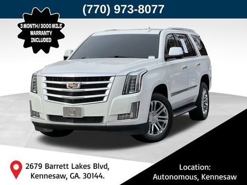 Used 2017 Cadillac Escalade image 1